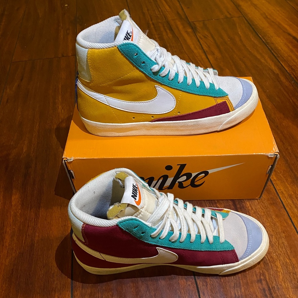 Nike Blazer Mid ‘77 VNTG Suede Size 6.5 M